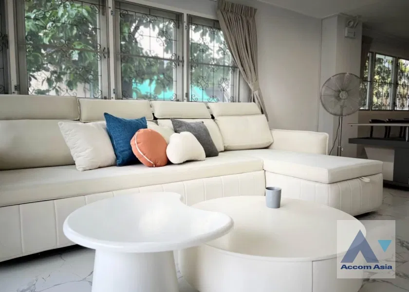 picture 🔼🔽 AccomA 📩 Pet friendly 4 BR House in Suan Luang (AA44743) - 3/16