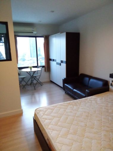 Studio condo for rent, 27 sqm, The Seed Mingle