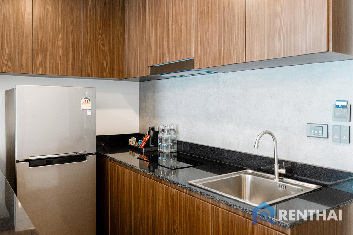 Luxury 2 bed Condo in The Proud Residence, Phuket, Furnished, Amenities Rich