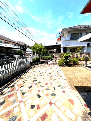 Houses for sale Bangkok : Super Deal! A House For Sale at "Perfect Place Ramkhamhaeng 164" 3 Bedrooms 2 Bathrooms 7.8 Million Baht 