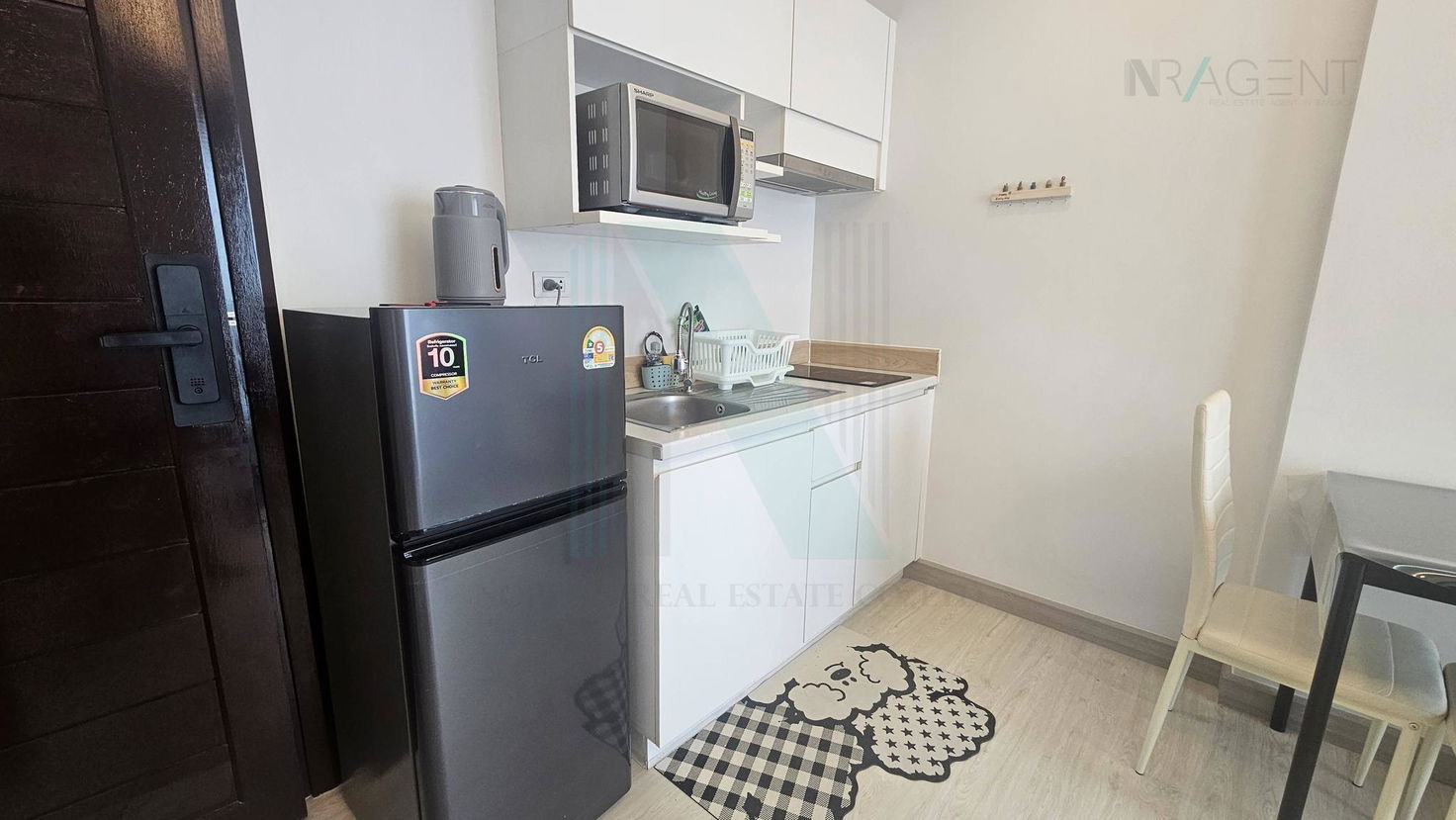 picture ð For Rent Condo THRU THONGLOR Building 1, Floor 21,1 bed room, Room size 31 sqm - 7/8