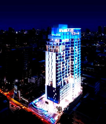 Condos for sale : Pet-Friendly 2-BR Condo At M Thonglor 10, 19th Floor, Near BTS Thong Lor (ID 2535493)