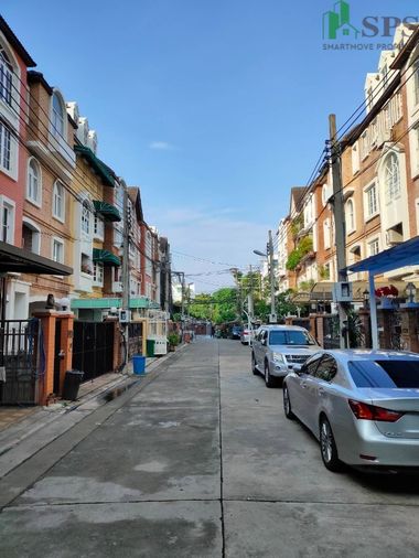 4-bed townhouse for sale, 575 sqm, 46.7 sq wah, Yan Nawa