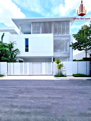 Houses for rent The Crystal : ✨ For Rent: VIVE Ekkamai - Ramintra✨    💰 Only 300,000 THB/month