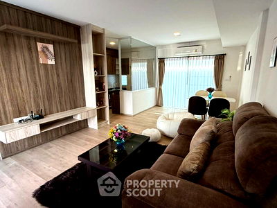 Townhouses for rent Bangkok : 3-BR Townhouse at Indy 2 Bangna-Ramkhamhaeng 2 in Dokmai (ID 2550656)