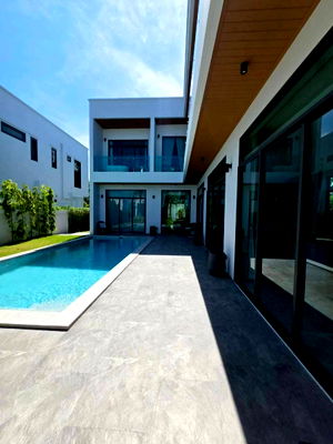 ขายบ้านเดี่ยว : ขายบ้านพลูวิลล่า โมเดิร์นลักซูรี่ 2 ชั้น โซนห้วยใหญ่ พัทยา บางละมุง ชลบุรี 