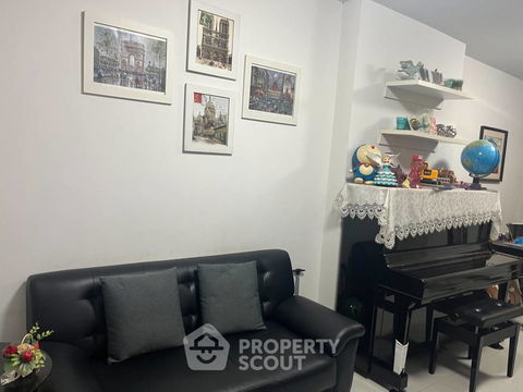 1-BR Condo at Supalai Park Ratchayothin near BTS Ratchayothin (ID 2025428)