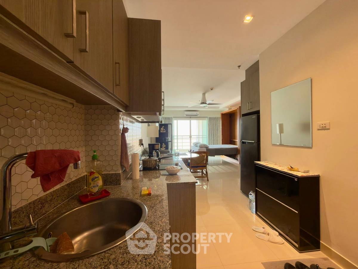 รูป คอนโด 1 ห้องนอน ขาย ที่ วิวทะเล 5 จอมเทียน (ชั้น 11) (ID 2593335) - รูปที่ 8/12