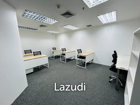 Modern 30 sqm office in Green Tower Khlong Toei Bangkok