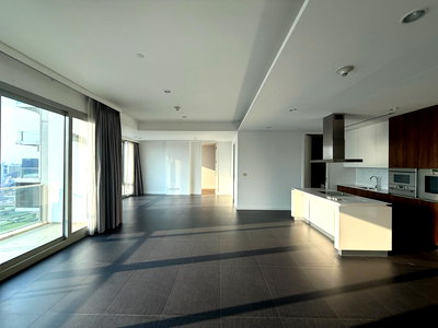 คอนโดให้เช่า : 🏠✨ 185 ราชดำริ | 2 Bedrooms for Rent (HBH-ST-97)