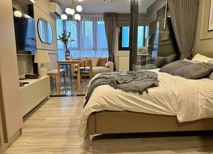 XT HUAIKHWANG | คอนโดหรูติด MRT ห้วยขวาง 75 ม. | 1 นอน วิวเมือง | เช่าเพียง 17,000 บาท