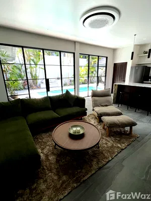 Houses for sale Phuket : 2 Bedroom Villa for sale in Rawai, Phuket  5365322