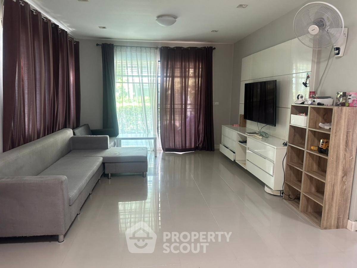 picture 4-BR House in Sam Wa Tawan Tok (ID 1884739) - 4/11