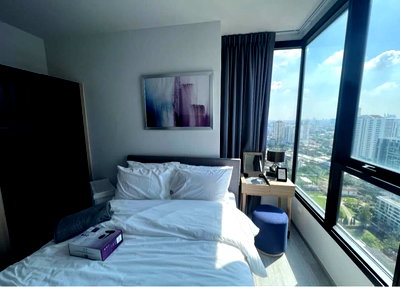 Condos for rent : 18.5 k Rare conner unit📍1Bed1Bath 18.5k 🛁 XT Ekkmai