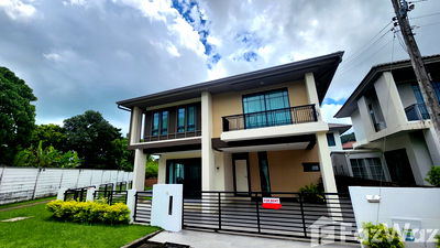Houses for rent Muang Phuket Phuket : Big Type 3 Bedrooms House in Burasiri with private Garden 1922776