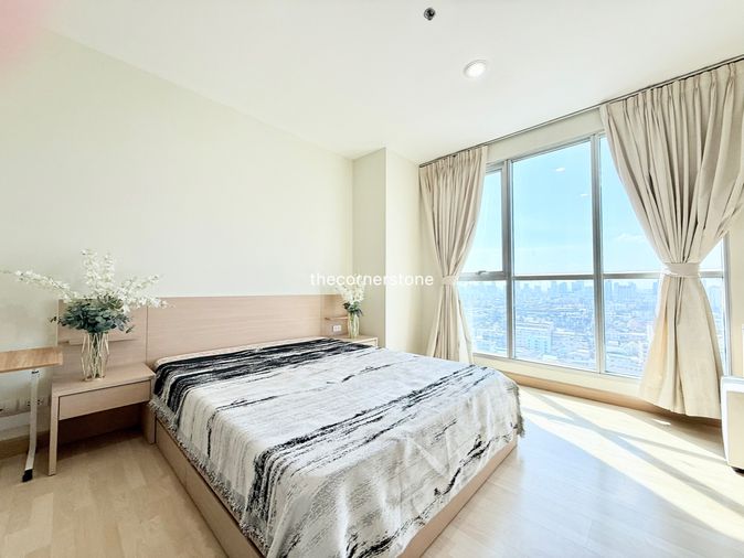 For Rent❗️"𝐑𝐡𝐲𝐭𝐡𝐦 𝐑𝐚𝐭𝐜𝐡𝐚𝐝𝐚"  1 Bedroom 1 Bathroom Size 𝟒𝟕 Sq.m. Near : MRT-Ratchadapisek 