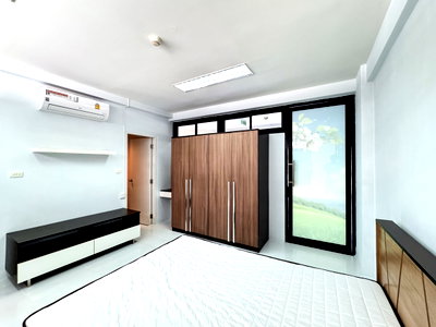 ขายคอนโด : ขายคอนโด Supawan River Place ชั้น1 พื้นที่เชิงพาณิชย์ ทำเลค้าขาย/ออฟฟิต/พักอาศัย พร้อมเข้าอยู่ ใกล้สนามบินสุวรรณภูมิ เพียง 10 นาที*