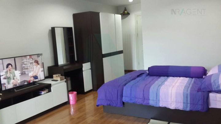 picture Sale Regent Home 22 Sukhumvit 85, Studio room, size 32 sqm. East Open the door to not collide with other rooms. - 6/8