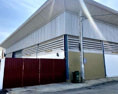 เช่าโรงงาน ไทรน้อย นนทบุรี : ให้เช่าโกดัง พร้อมสำนักงาน / พื้นที่ใช้สอย 330 ตารางเมตร / ทำเล ไทรน้อย ริมถนนใหญ่ 346 / ห่างแยกนพวงศ์ 3 กิโลเมตร / รถบรรทุก รถเทรลเลอร์ เข้า – ออกได้