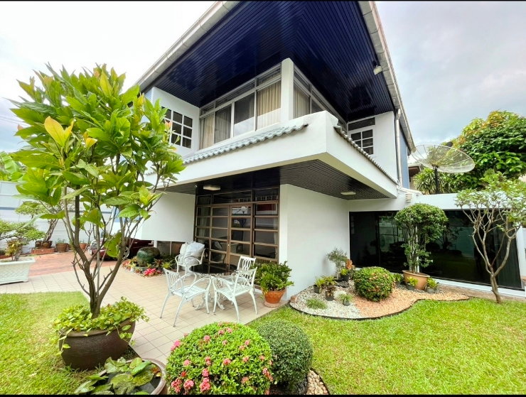 🏡✨ ขายบ้านเดี่ยว ซ.ปรีดีพนมยงค์ 42 ขนาด 72 ตร.ว. 3 ห้องนอน พร้อมอยู่✨