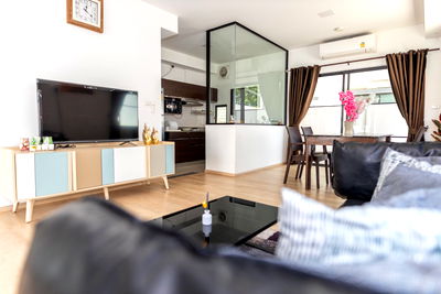 Townhouses for rent Samut Prakarn : 🔸🔷🔶 HBN0119 Indy 5 Bangna KM.7 Townhome 📲 LINE: @theagentpro 🔶🔷🔸