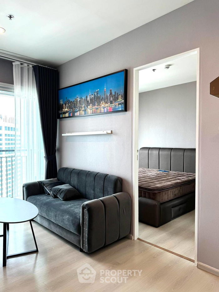 picture 1-BR Condo at Life Ratchadapisek near MRT Huai Khwang (ID 2592325) - 4/11