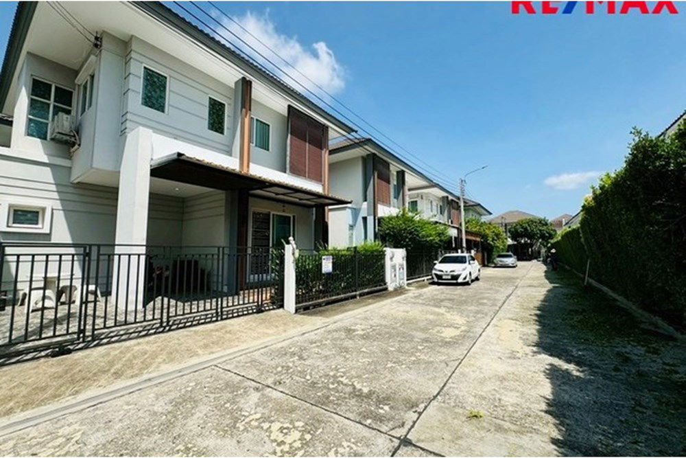 รูป [920091001-1306] บ้านแฝดมือสองโครงการธาราราชพฤกษ์-ปิ่นเกล้าอยู่ต้นโครงการ - รูปที่ 2/17