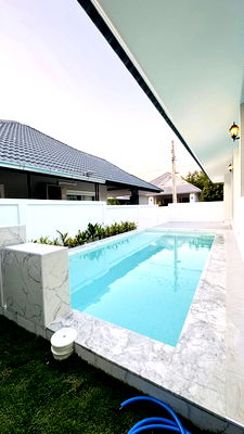 Houses for sale Chonburi : 3 bedrooms pool villa for sale in Pattaya East