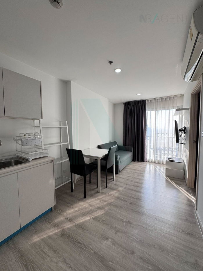 picture For Rent Condo CHEWATHAI PHETKASEM 27 Building 1, Floor 24,1 bed room, Room size 31 sqm - 1/8