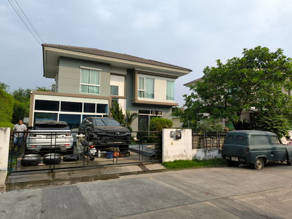 รูปภาพ ให้เช่า่บ้าน 50,000 บาท /เดือน ม.บ้านเดอะทรัสต์ แพรกษา ติดรร.สารสาร์ แพรกษา เนื้อที่ 91 ตรว.  พร้อมเฟอร์ ทั้งหลัง แปลงมุมหลังบ้านมีสวนผลไม้ ผักสวนครัว