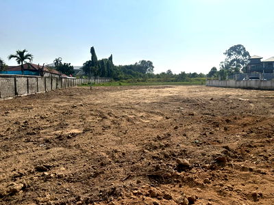 Land for sale Sattahip Chonburi : Land for Sale 1 rai in Bangsaray