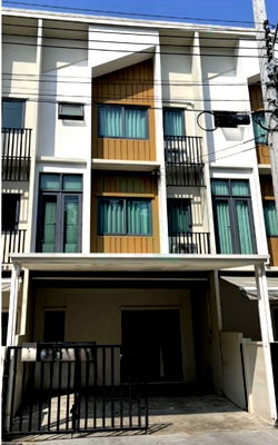 Townhouses for rent Bangkok : 📌 For Rent 3-story Townhouse PLEX ONNUT-WONGWAEN 3 bedroom 3 bathroom