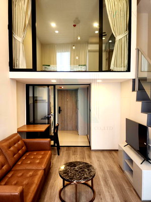 ขายคอนโด : ขายคอนโด โซโห​ แบงค็อก​ รัชดา อาคาร 1 ชั้น 15 Duplex ขนาด 33 ตรม ใกล้ MRT ห้วยขวาง