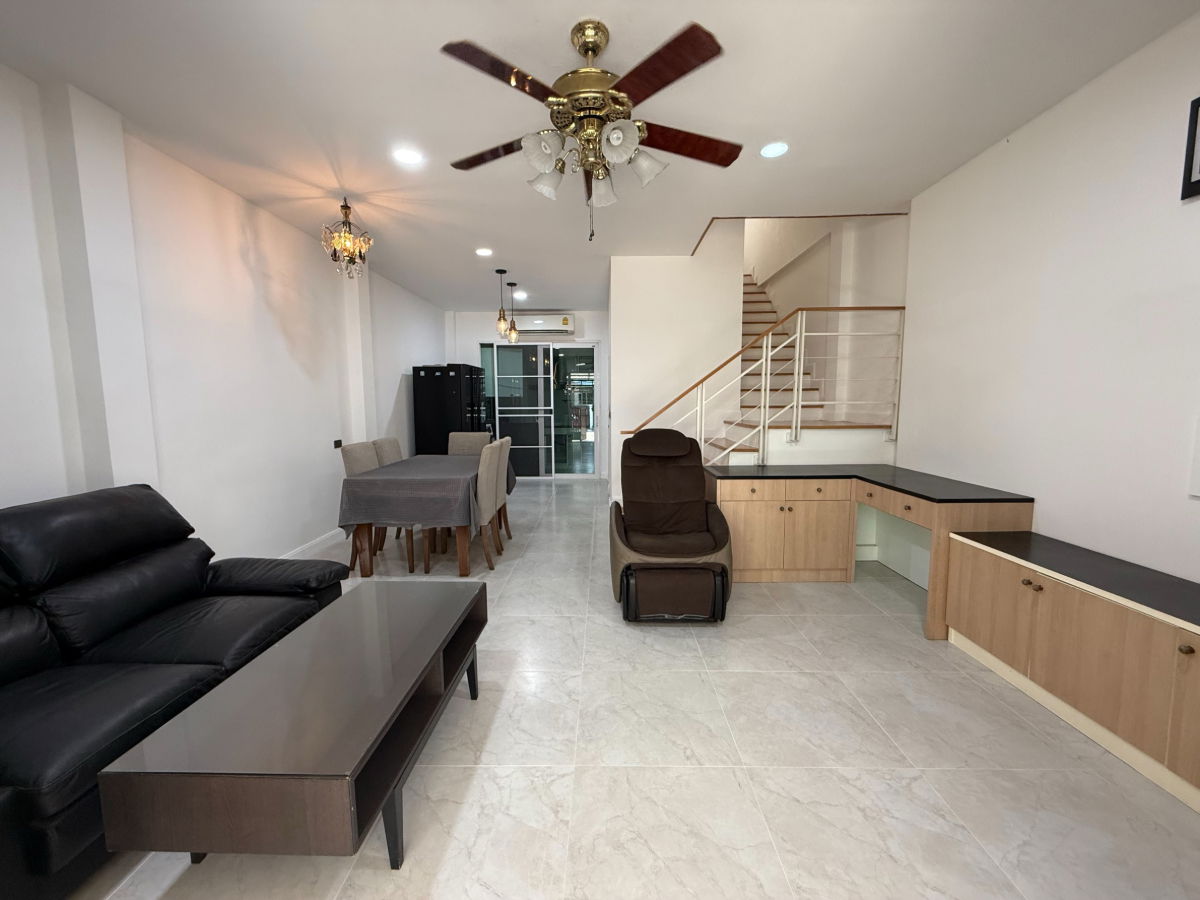 รูป ให้เช่า 25,000 บาท / เดือน ทาว์โฮม 3 ชั้น หมุ่บ้านกลางเมือง สุขสวัสดิ์ รีโนเวททั้งหลัง - รูปที่ 4/21