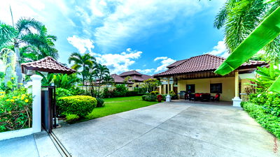 บ้านเดี่ยว โรงเรียนเชิงทะเลวิทยาคม  : ขายวิลล่าหรู 4 ห้องนอน ขายบางเทา