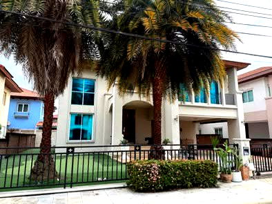 Houses for rent Don Mueang : For Rent or Sale: Grand Canal Don Mueang – Elegant Detached House