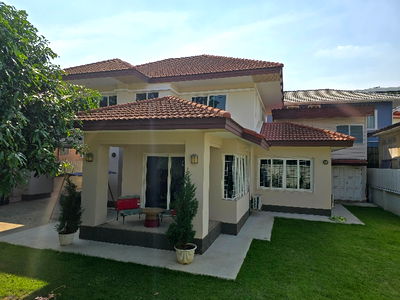 Houses for rent Tesco Lotus Extra Rama 4 : Renovated, furnished detached house in Sukhumvit 63-65-71, 10 minutes drive from St. Andrew Sukhumvit