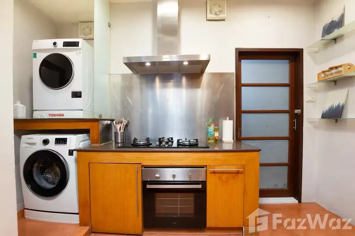 picture Modern 4BR/4F Townhouse w Rooftop Lounge + Parking, Sukhumvi 1153612 - 51/63