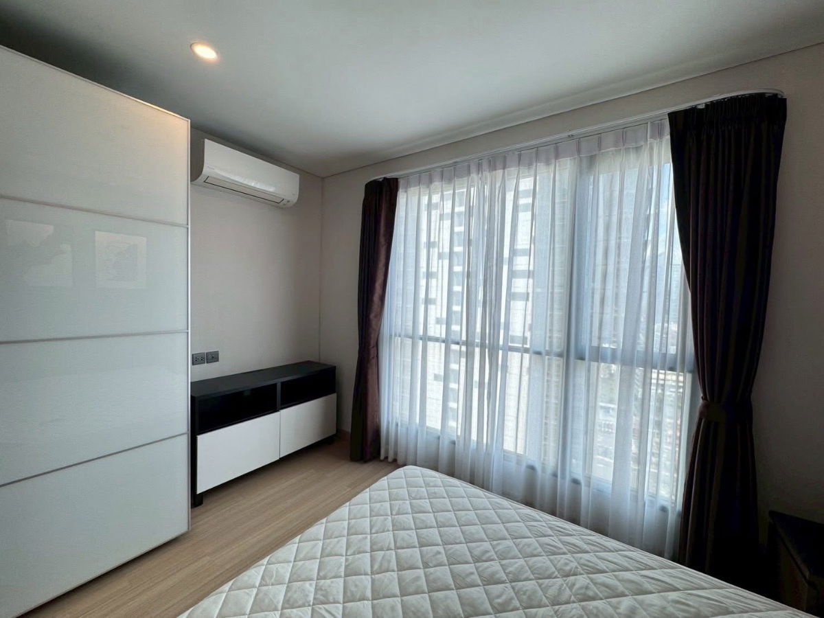 รูป Rent Lumpini Suite เพชรบุรี-มักกะสัน 1bed 32ตรม. เฟอร์ครบ 17,000 บาท - รูปที่ 2/8
