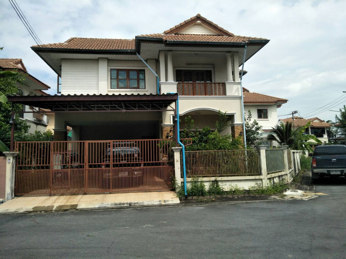 รูป ขายบ้านเดี่ยว ม.นาราวดี พุทธมณฑลสาย 4 แปลงมุม หลังใหญ่ ที่ดิน 72.3 ตร.วา - รูปที่ 1/9