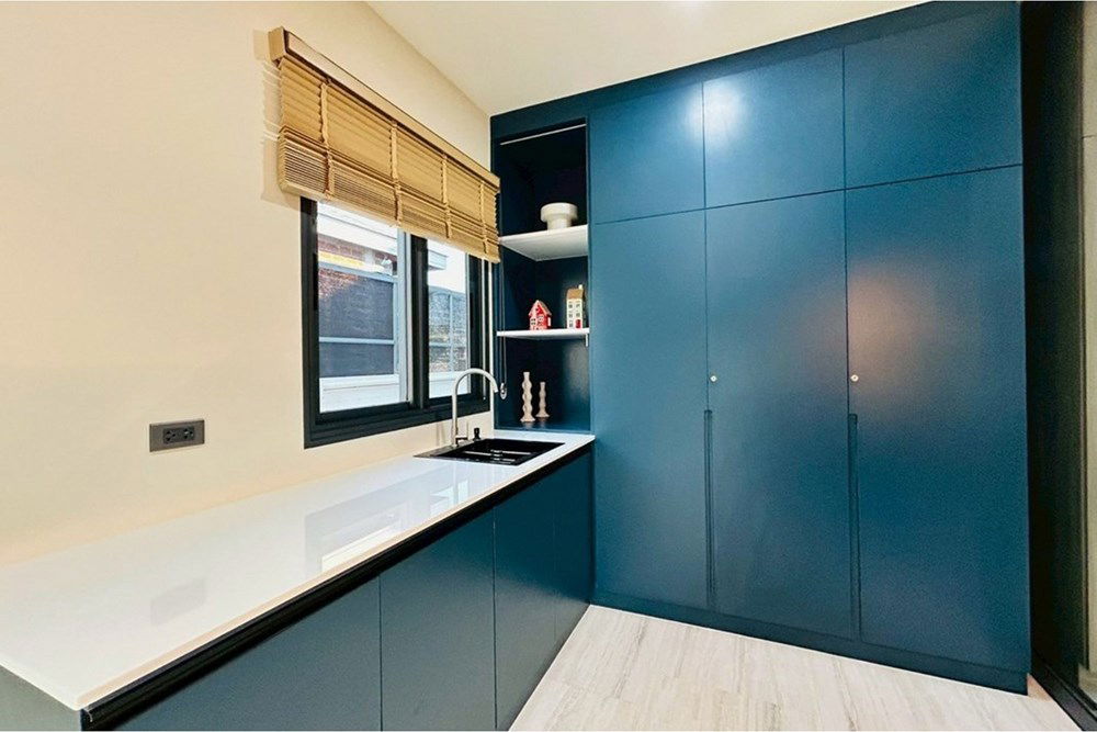 รูป [920601001-912] ขายบ้านสองชั้นพร้อมระเบียงกว้างขวางในปากน้ำปราณ - รูปที่ 55/80