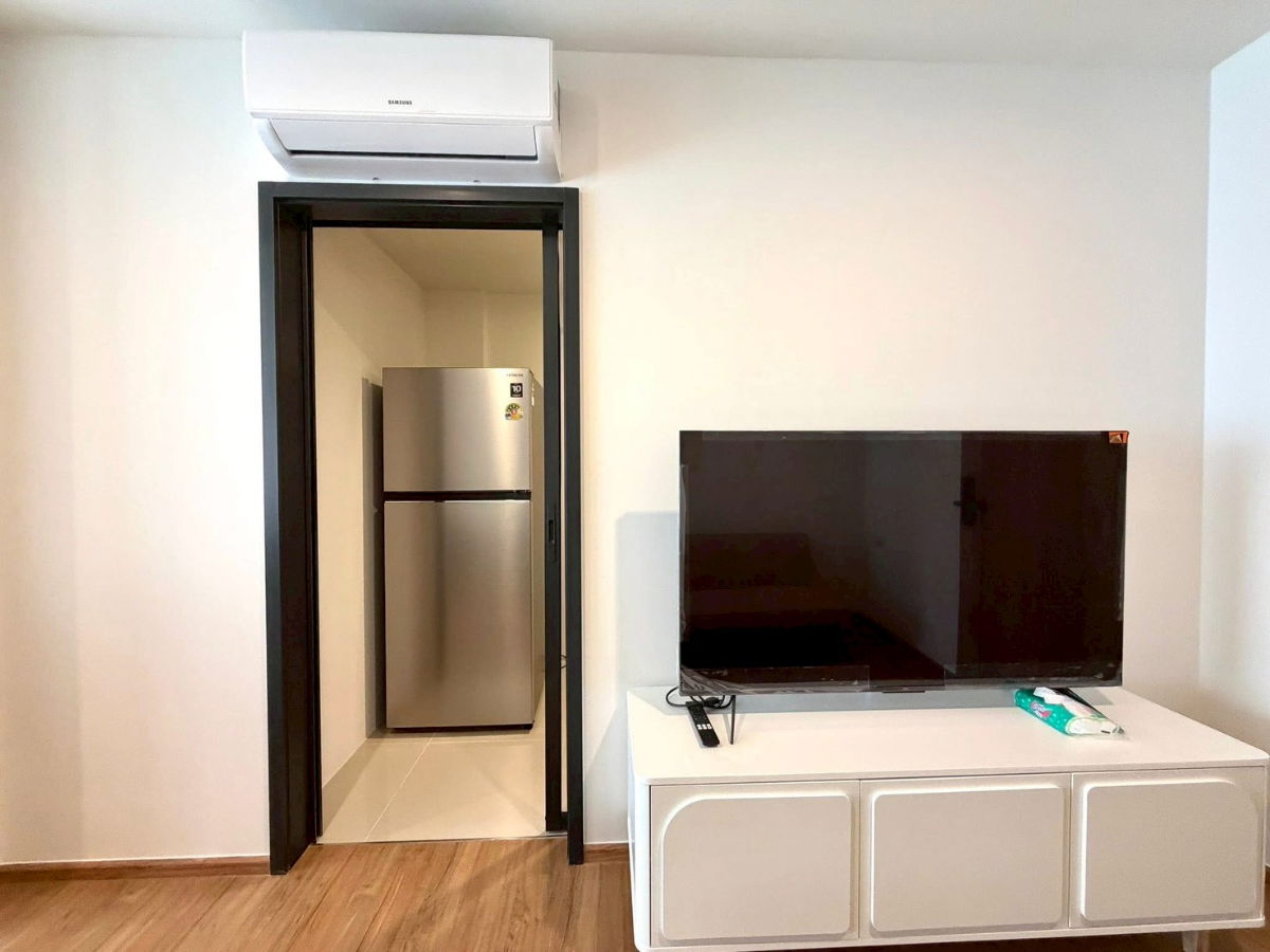 picture THE LINE VIBE Phahonyothin - 5/8