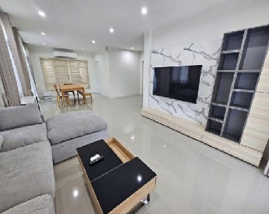 รูป  ให้เช่าบ้านเดี่ยว 2 ชั้น หมู่บ้านเอช เคป ซีรีน บางนา-สุขาภิบาล 2 บ้านสวย เฟอร์นิเจอร์ครบ Fully Furnished อยู่อาศัย เลี้ยงสัตว์เล็กได้ - รูปที่ 7/12