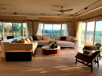 Condos for rent Rayong : Call : 081-821-4826 Mae Phim Ocean Bay, Klaeng Rayong 370 sq.m, Penthouse 2 story 3 Beds 3 Baths with Large Rooftop Bar