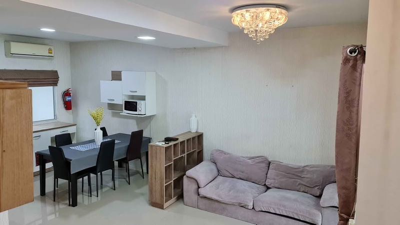 ทาวน์โฮมให้เช่า : พฤกษาวิลล์ 106 รังสิต คลอง 2 ใกล้ฟิวเจอร์พาร์ค เช่า