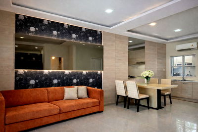 Townhouses for sale Nonthaburi : Golden Town Ngamwongwan-Prachachuen