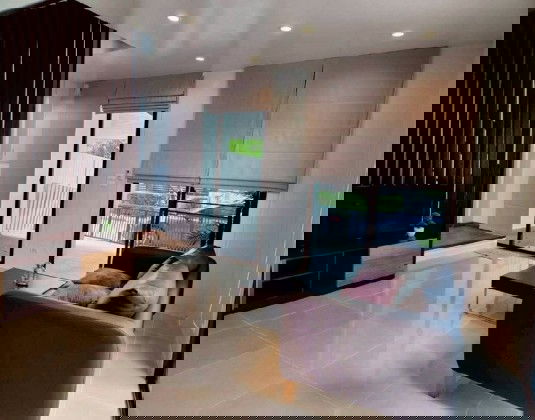 รูป ให้เช่าทาวน์โฮม 3 ชั้น หมู่บ้านอารียาแมนดารีน่า สุขุมวิท77 ซอยอ่อนนุช 39 หลังมุม เฟอร์นิเจอร์ครบ แอร์ 4 เครื่อง อยู่อาศัย หรือ Home Office - รูปที่ 2/11