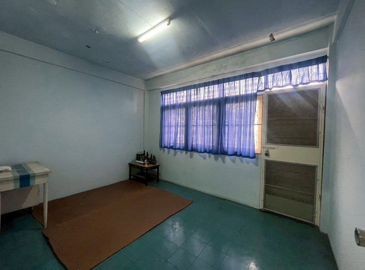 รูป LTHC14233 – Townhouse for Sale | Sukhumvit 65 | 220 sqm | 3 Beds 2 Baths | Near BTS Ekkamai | 8.8 MB | ทาวน์เฮาส์ขาย สุขุมวิท 65 - รูปที่ 2/6