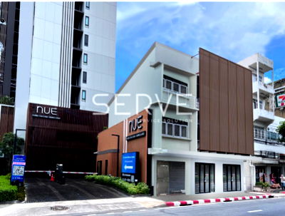 Shophouses for rent Bangkok Noi : 15K/Mo 3 Stories Commercial Building  Large Room Open Plan design Good Location Close To MRT Fai Chai 80 m. @  Nue Noble Fai Chai Wang Lang 