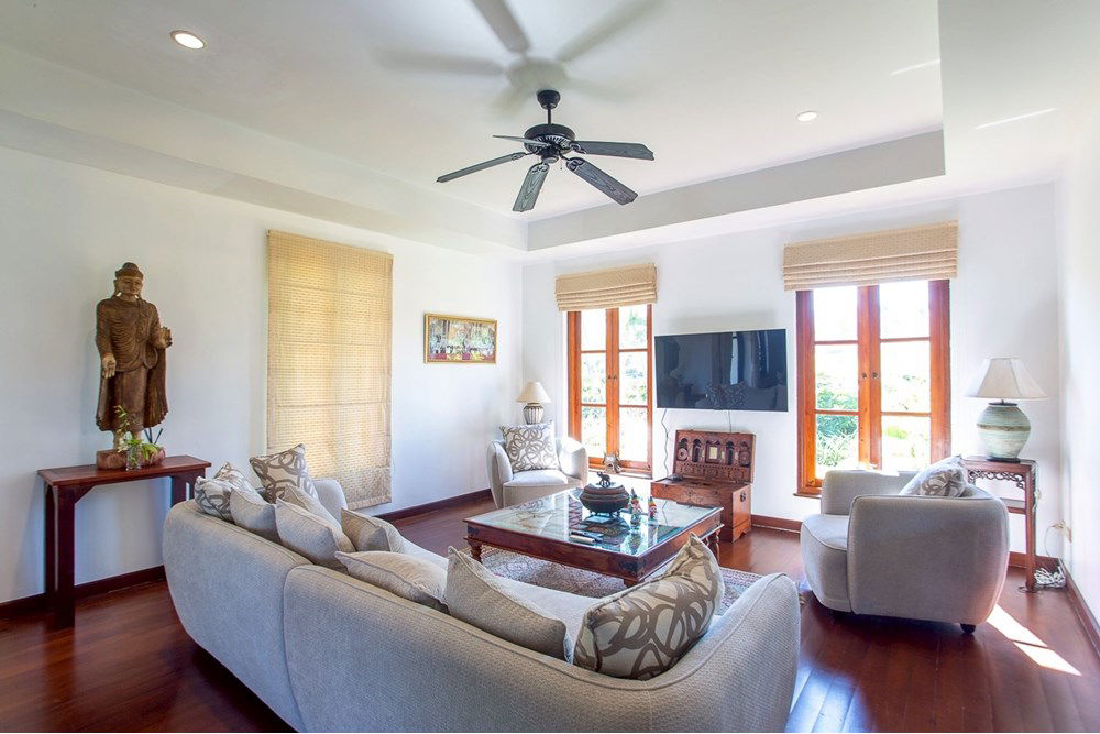 รูป [920241013-61] วิลล่าหรูในหัวหิน: พื้นที่ใช้สอยครบครัน - รูปที่ 40/52